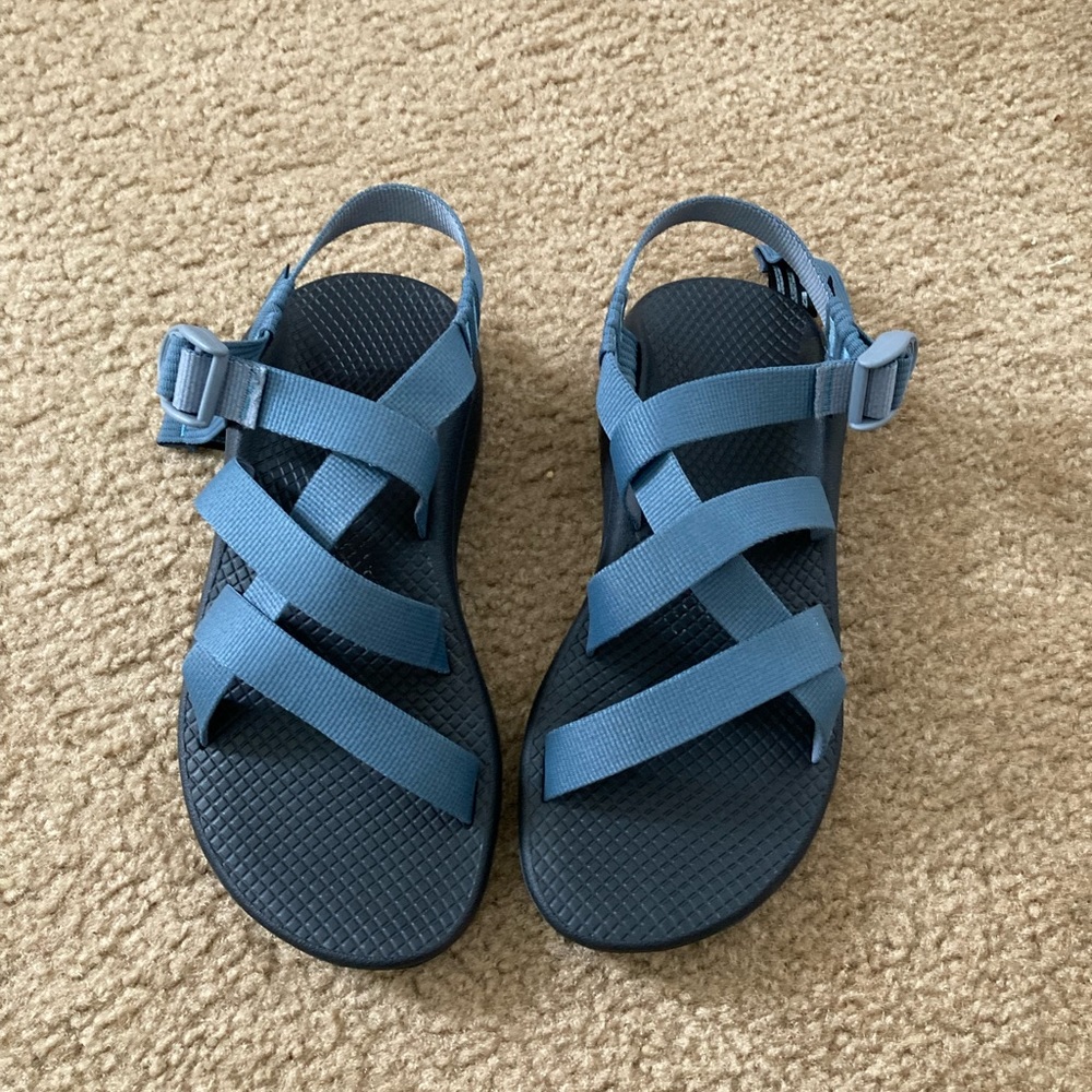 Women’s size 7 Chacos